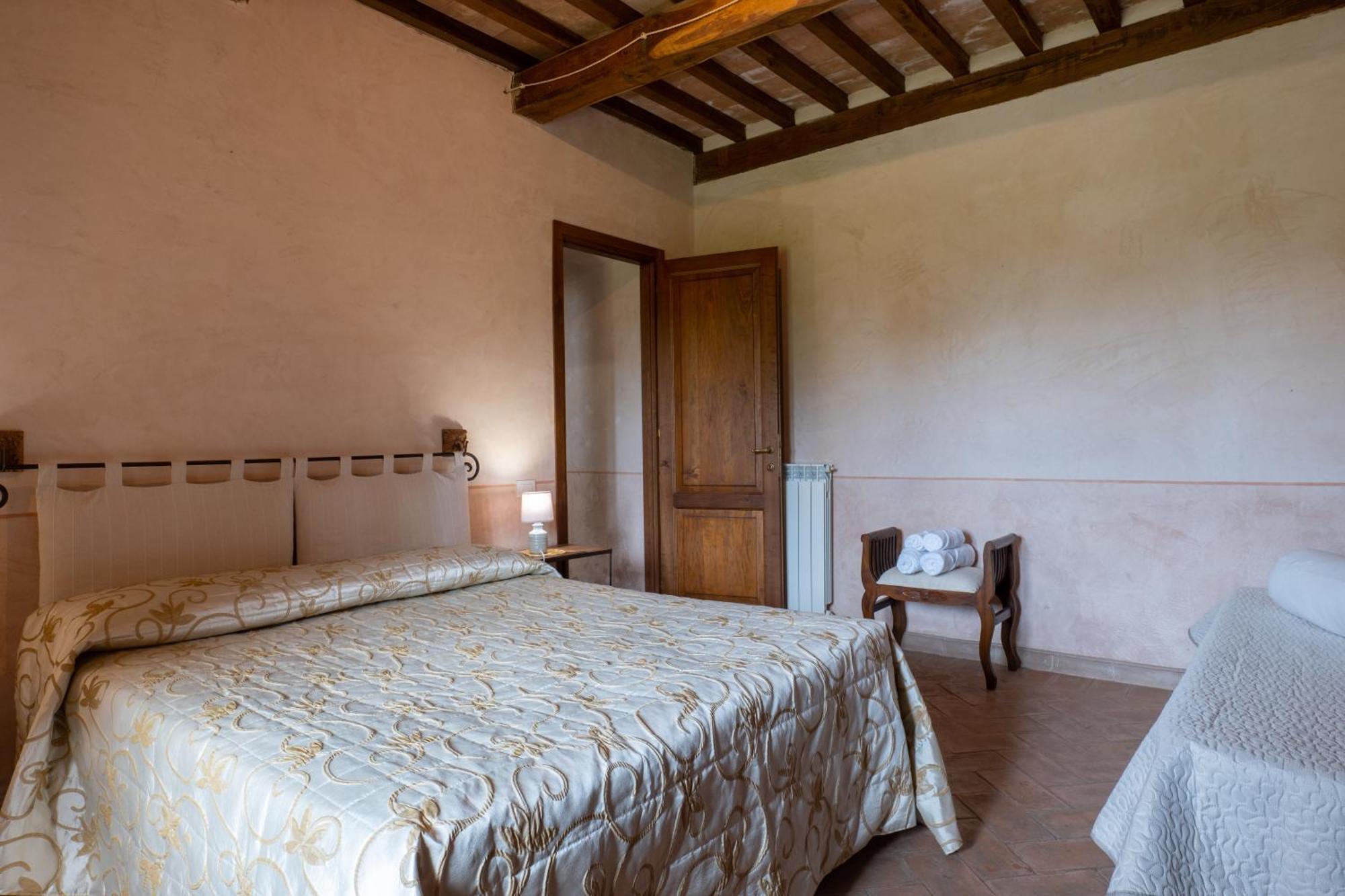 Agriturismo Tenuta Roccaccia Питильяно Экстерьер фото