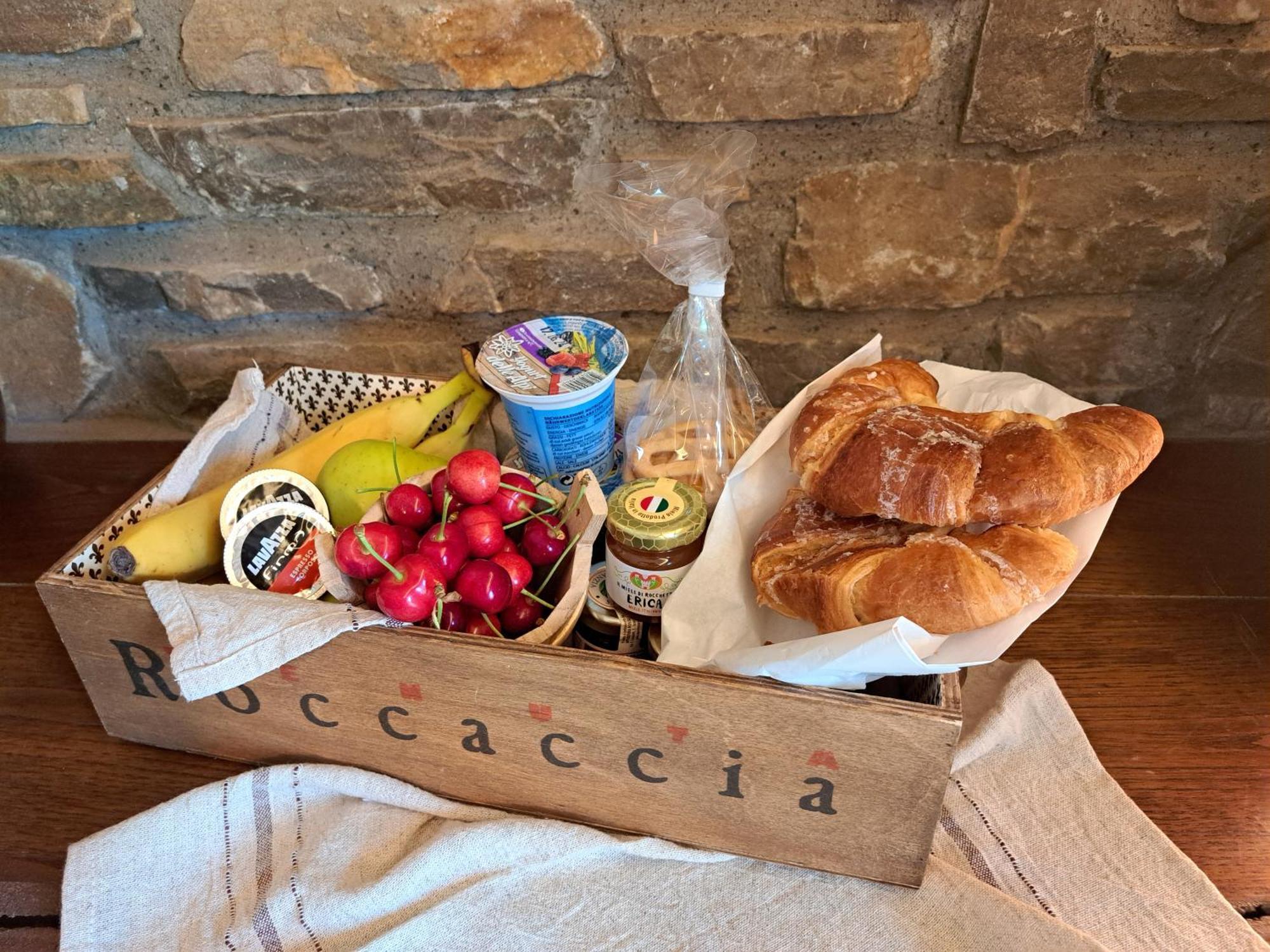 Agriturismo Tenuta Roccaccia Питильяно Экстерьер фото